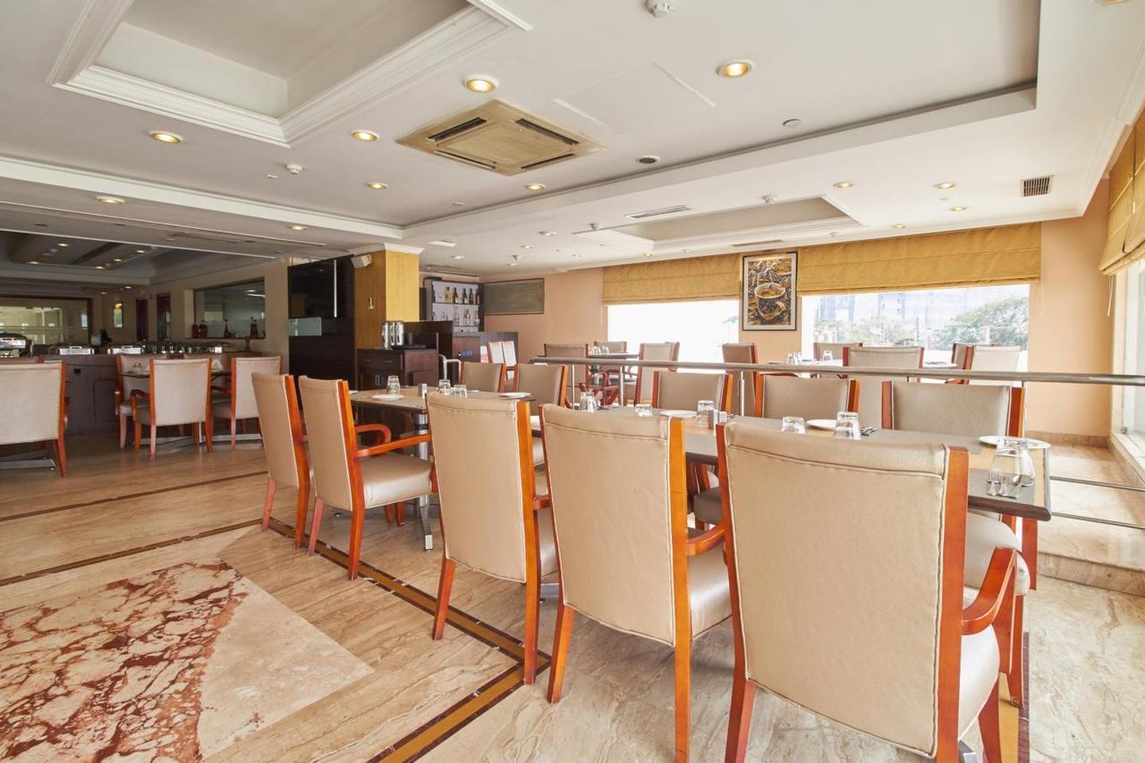 Royal Sarovar Portico Siliguri Bagian luar foto