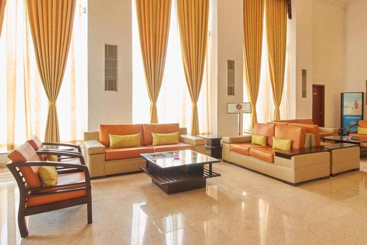 Royal Sarovar Portico Siliguri Bagian luar foto