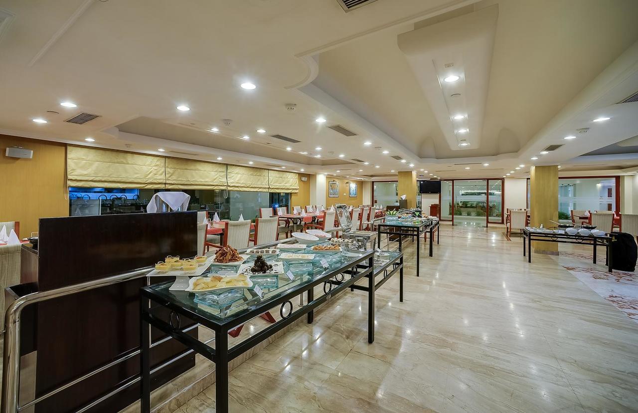 Royal Sarovar Portico Siliguri Bagian luar foto