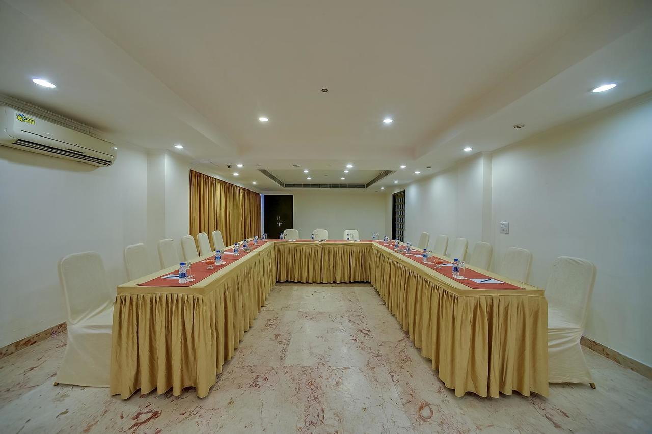 Royal Sarovar Portico Siliguri Bagian luar foto