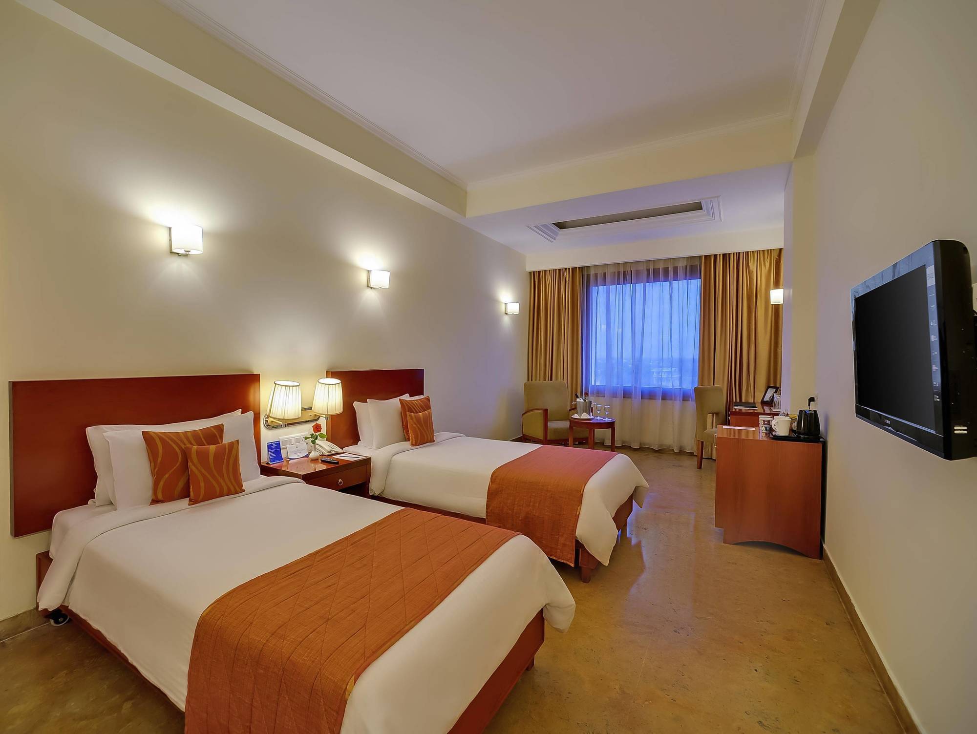 Royal Sarovar Portico Siliguri Bagian luar foto
